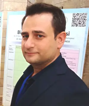 Müdür Fotoğrafı